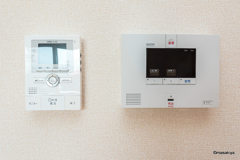 セキュリティ　TVインターホン　セコムセキュリティ搭載