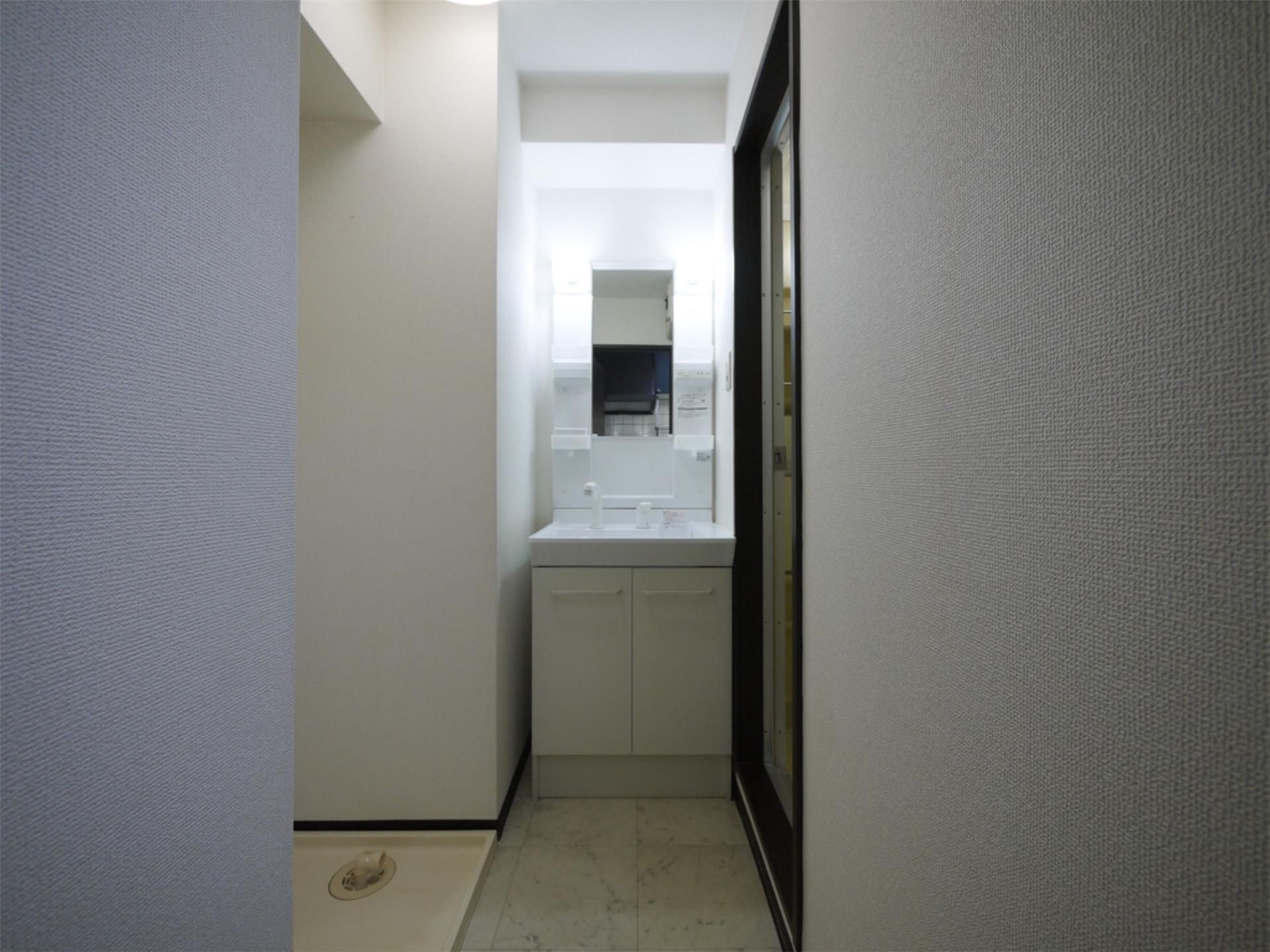 ロイヤルパーク大町の内装写真