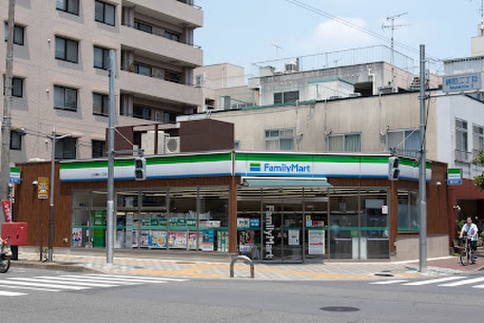 コンビニ　ファミリーマート　立川錦町二丁目店（コンビニ）まで106m