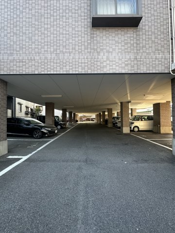 駐車場　04453