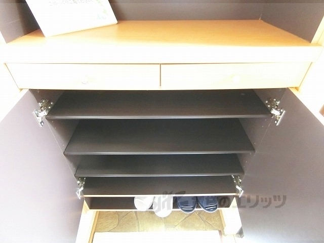 収納　下駄箱