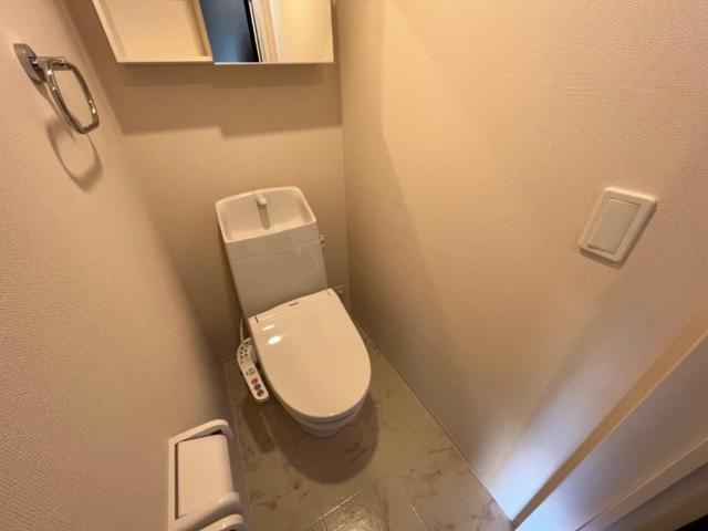 トイレ　シャワー付トイレ