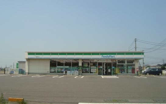 コンビニ　ファミリーマート鹿嶋神野向店（コンビニ）まで626m