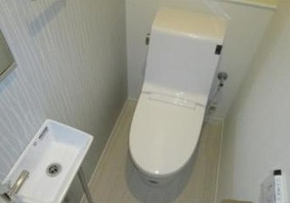 トイレ　参考写真