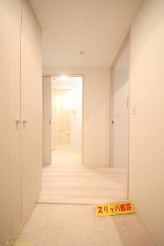 玄関　プランドール北浜