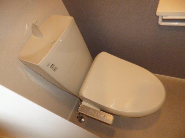 トイレ　ウォシュレット