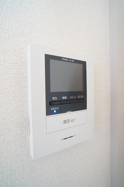 セキュリティ　相手が見えて安心のモニタフォンです