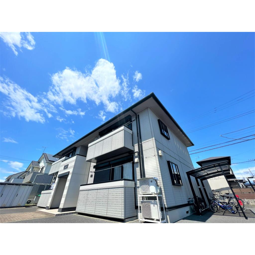 建物外観　落ち着いた雰囲気の外観です