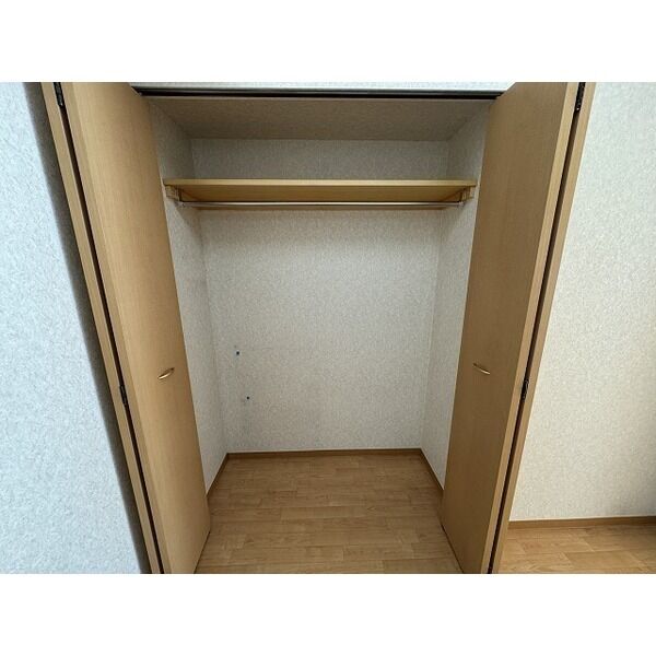 収納　同タイプ内観です