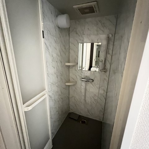 バス・シャワールーム　同仕様タイプです