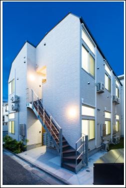エントランス　建物の内部です
