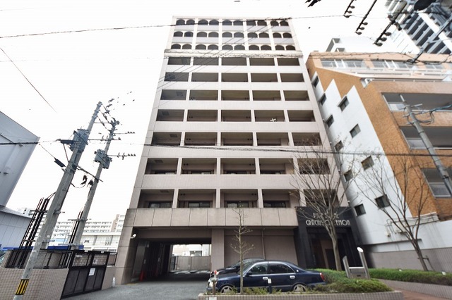 建物外観　現状優先