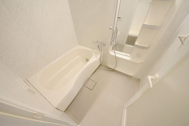 バス・シャワールーム　日々の暮らしに欠かせないお風呂です