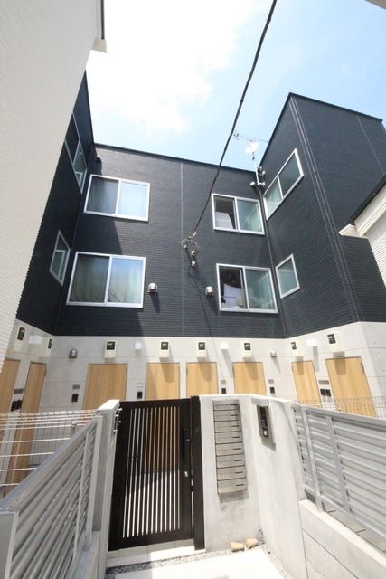 建物外観　☆お問い合わせはお早めに☆