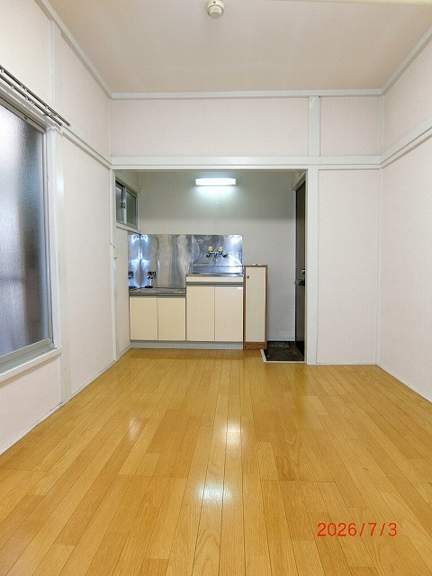 小原ハイツの居間写真