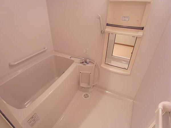 バス・シャワールーム　別部屋参考写真