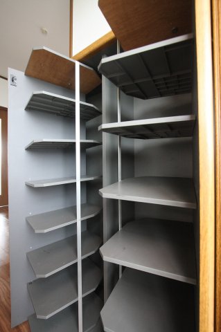 収納　ハイエステート新大塚　豊島区南大塚2