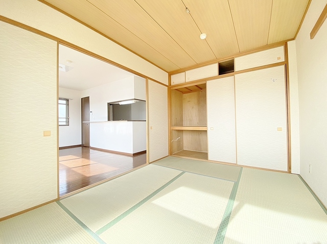 収納　落ち着く畳のお部屋