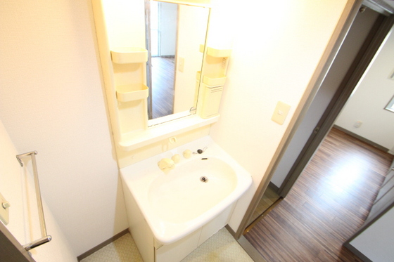 洗面設備　※別部屋の写真です