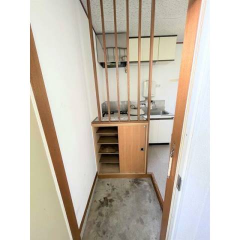 玄関　※他部屋参考写真