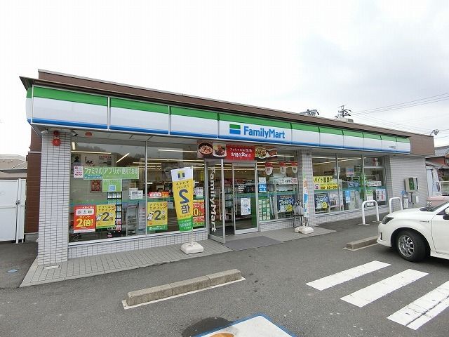 コンビニ　ファミリーマート 大垣牧野店（コンビニ）まで600m