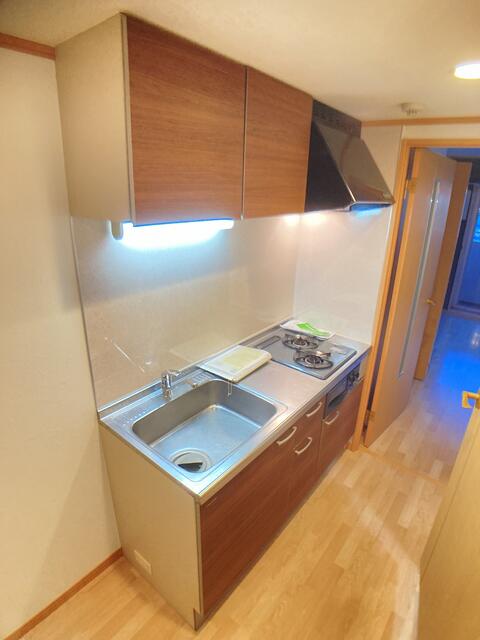 キッチン　※同建物別部屋参考写真
