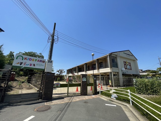 幼稚園・保育園　ねやがわ寝屋の森こども園（幼稚園・保育園）まで974m