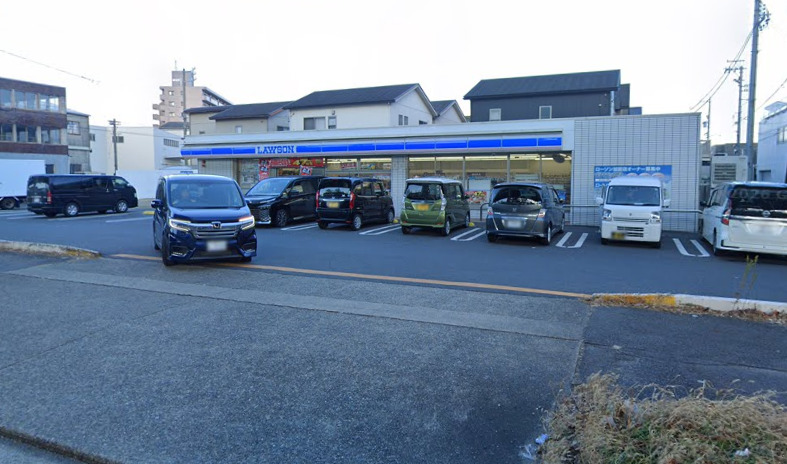 コンビニ　ローソン 南区要町五丁目店（コンビニ）まで528m