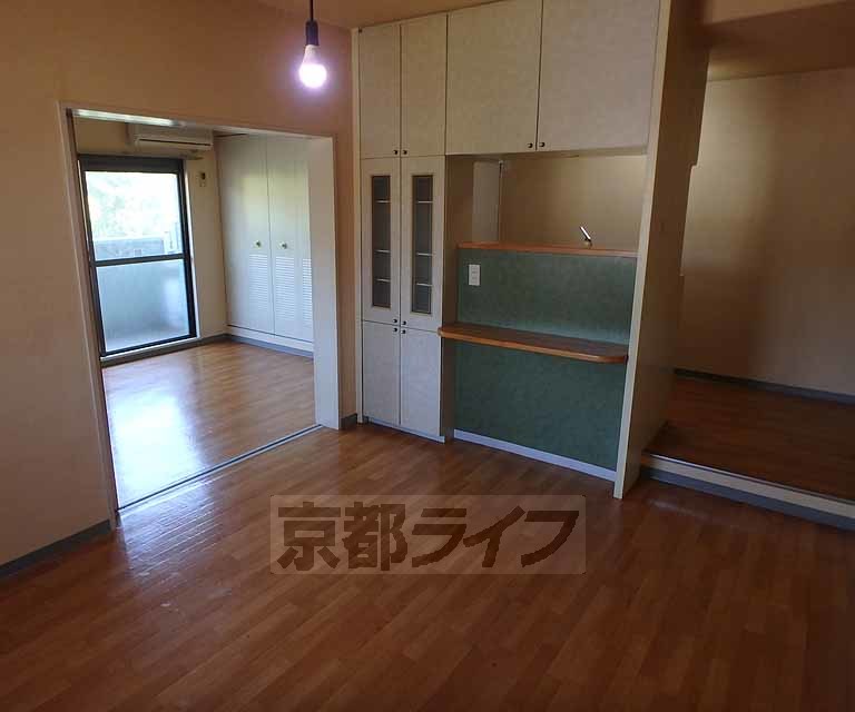 居室・リビング　リビングルームです