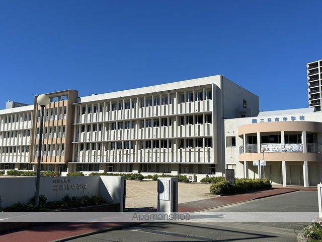 中学校　筑紫野市立二日市中学校（中学校）まで595m