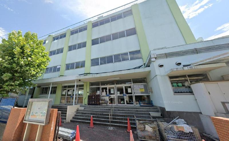 小学校　新宿小学校（小学校）まで170m