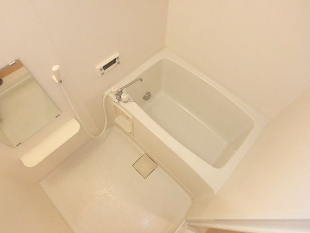 バス・シャワールーム　追焚バス　浴室乾燥機