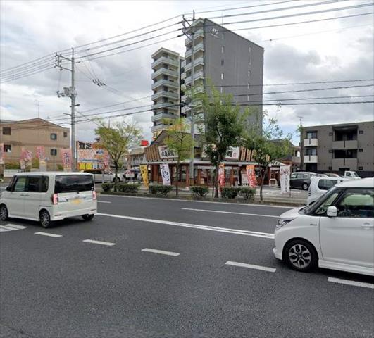 飲食店　丸亀製麺岡山高柳店（飲食店）まで918m