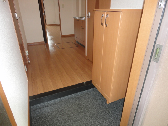 玄関　玄関（イメージ）