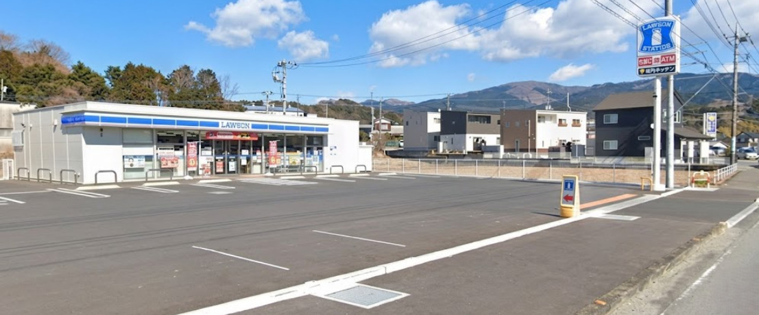 コンビニ　ローソン 裾野茶畑店（コンビニ）まで959m