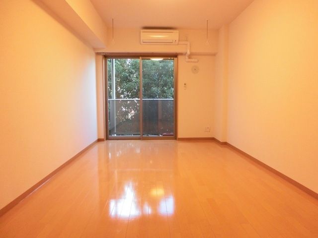 その他部屋・スペース　約８．５帖あるゆったりとしたお部屋です