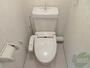 トイレ　トイレは温水洗浄付き。これが個人的にうれしいです。