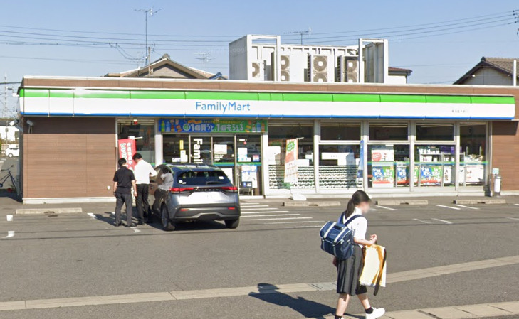 コンビニ　ファミリーマート 東海富木島店（コンビニ）まで336m