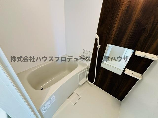バス・シャワールーム　日々の疲れを癒すお風呂付です
