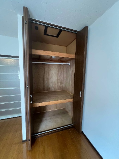収納　※同物件別号室の参考写真です。