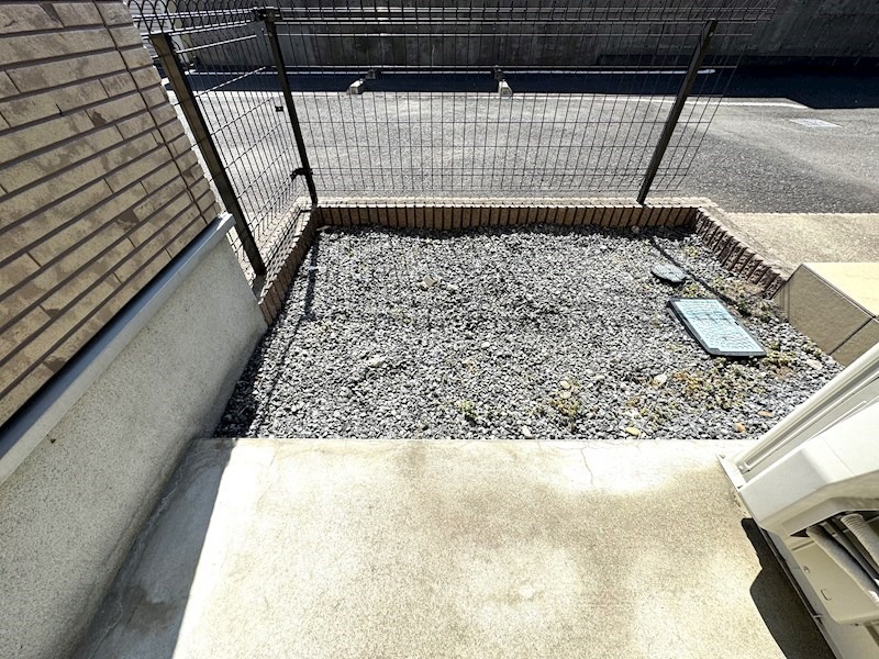 庭　図面と現状に相違がある場合には現状を優先