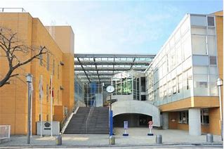 図書館　志木市立いろは遊学図書館（図書館）まで547m