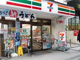コンビニ　セブンイレブン九段北4丁目店（コンビニ）まで117m
