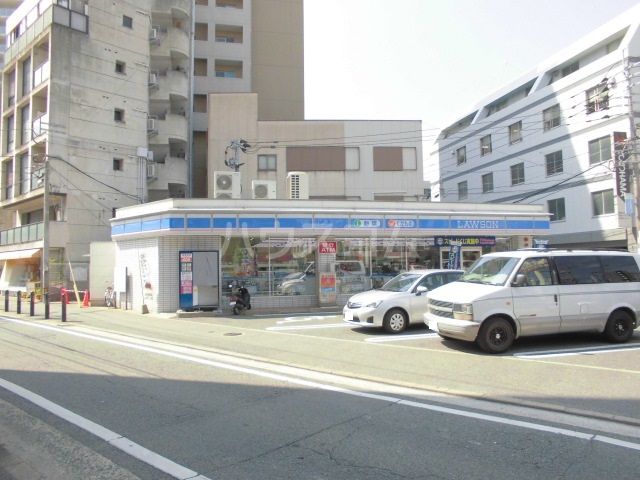 コンビニ　ローソン 薬院一丁目店（コンビニ）まで471m