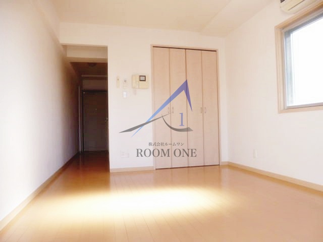 居室・リビング　洋室のお部屋です。