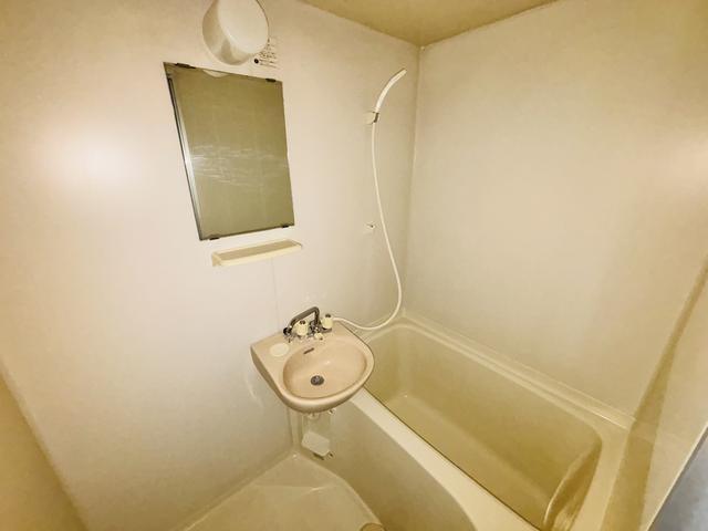 バス・シャワールーム　※参考写真