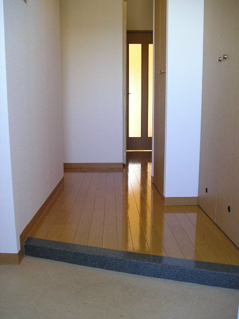 玄関　ゆったりとした玄関です