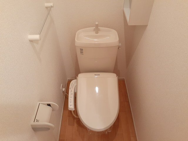 トイレ　シンプルで使いやすいトイレです