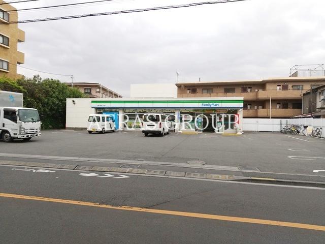 コンビニ　ファミリーマート 調布小島町三丁目店（コンビニ）まで198m