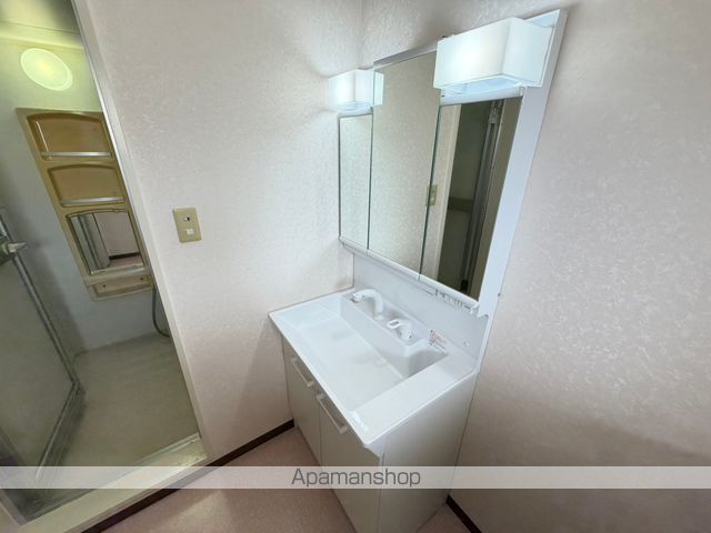 マンションエンドレスの外観写真